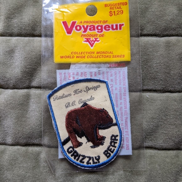 Lot 11 Vintage Patches B.C. and Alberta Voyageur Emblems - Picture 8 of 13